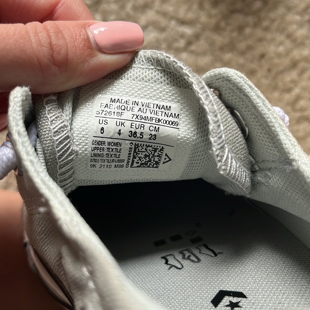 Converse Slip-Ons - Picture 3 of 3